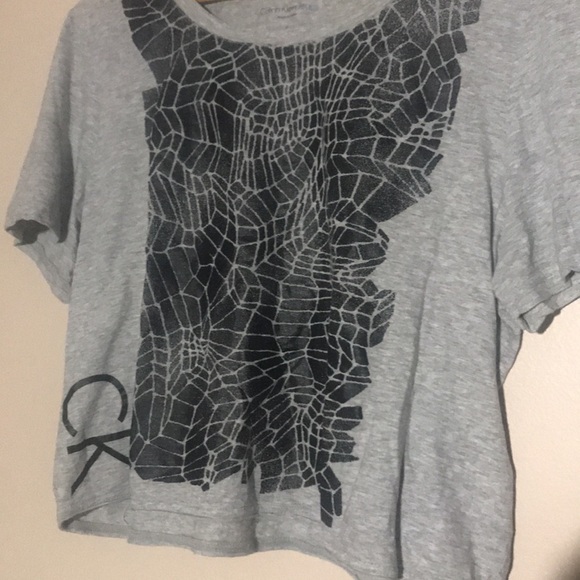 Calvin Klein Jeans Grey Cropped T Shirt - Picture 3 of 7